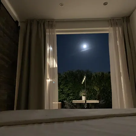 House Nr 69, Dichtbij 奥德多普