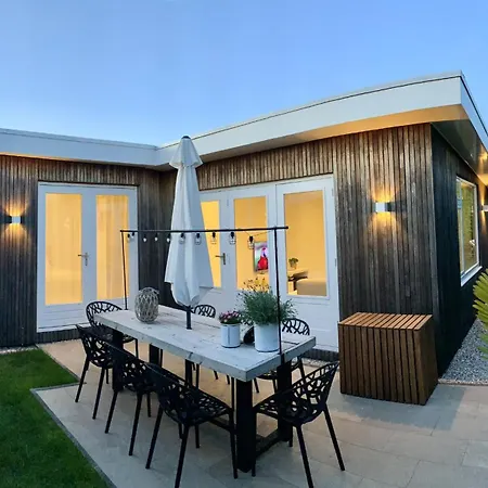 House Nr 69 Holiday home Ouddorp