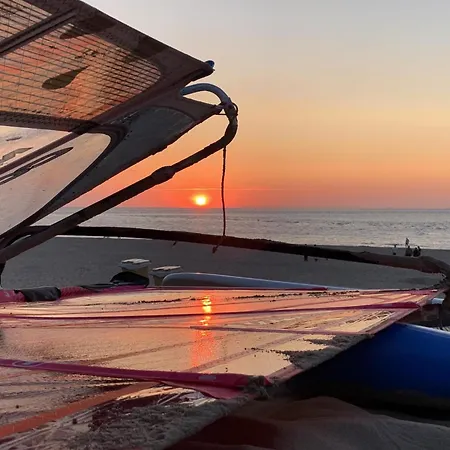 House Nr 69, Dichtbij 度假居