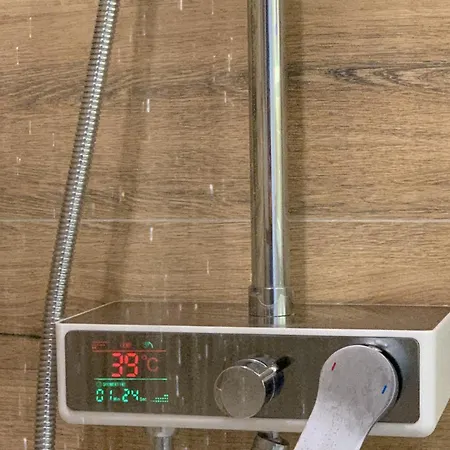 House Nr 69, Dichtbij 度假居