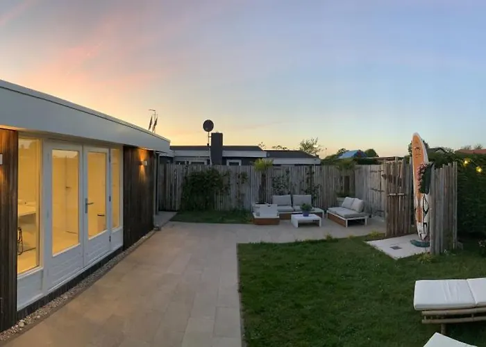 House Nr 69, Dichtbij Holiday home Ouddorp