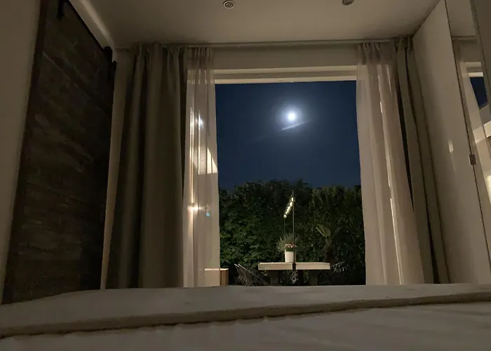 House Nr 69, Dichtbij Ouddorp